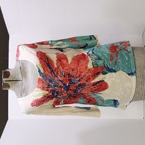 Lightweight soft pullover floral art PL